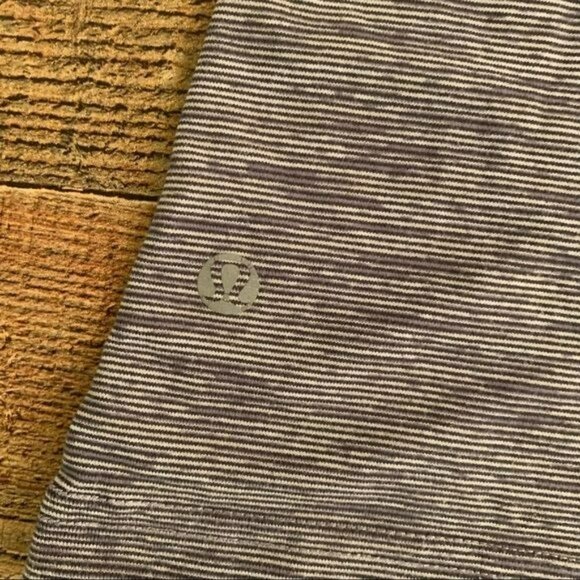 Lululemon Daily Tank We Are Top with back seam - Picture 3 of 5